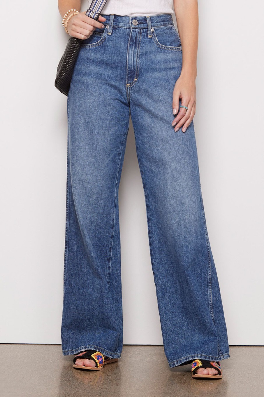 Clothing AMO | Frida Wide Leg Jean