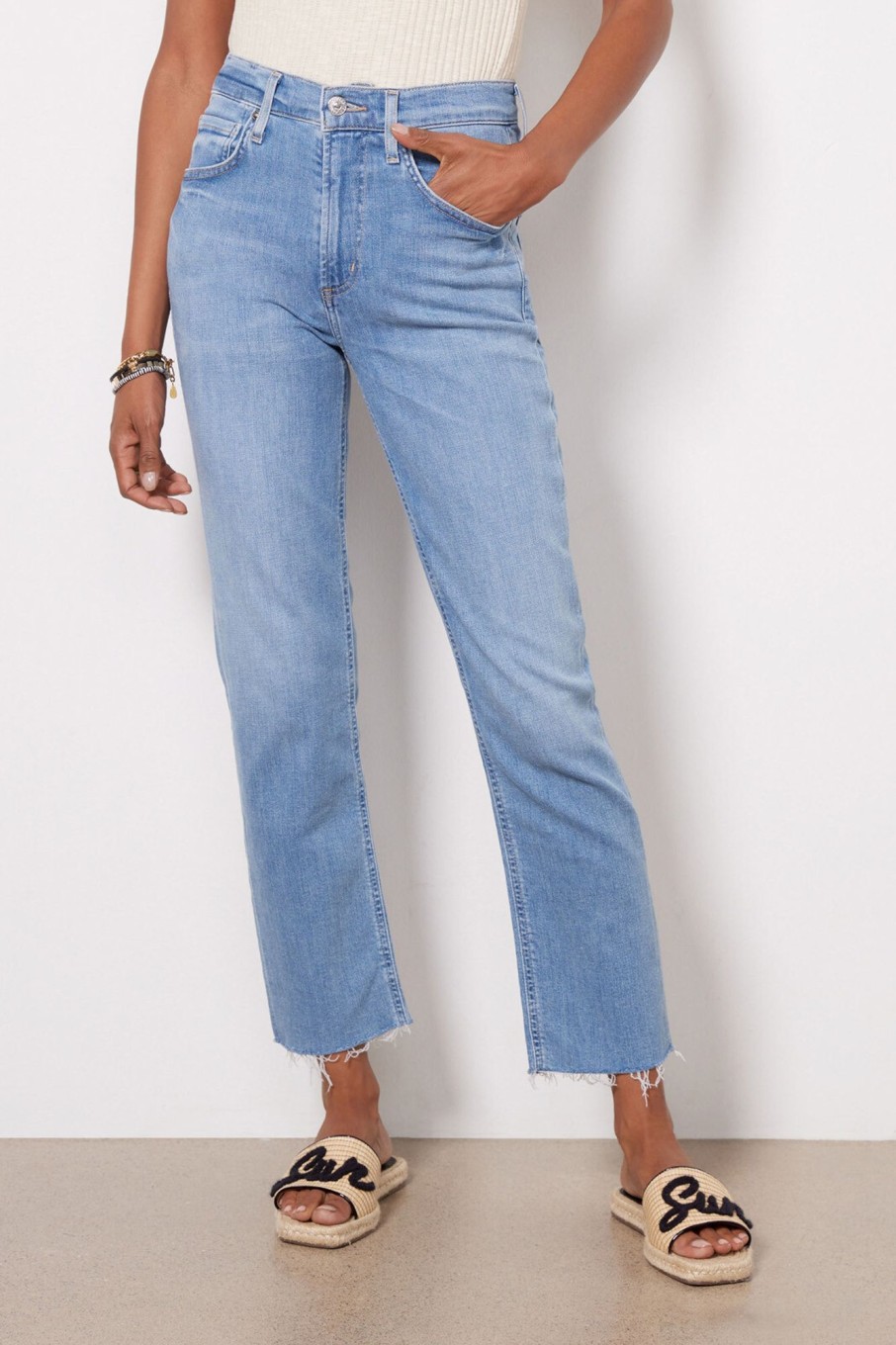 Clothing CITIZENS OF HUMANITY | Isola Straight Crop Jean