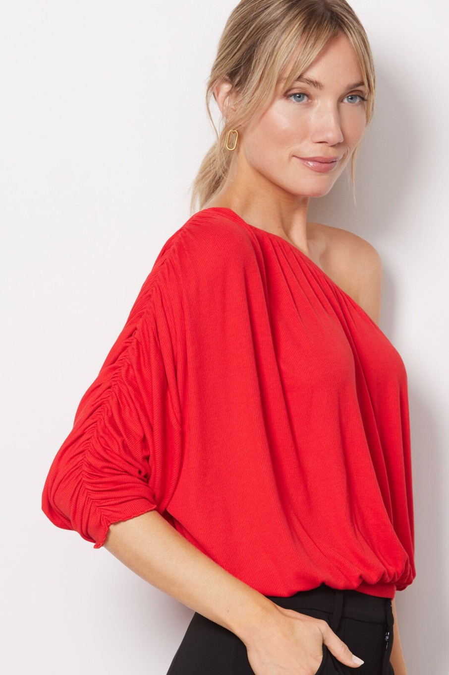 Clothing LNA | Ashra One Shoulder Top