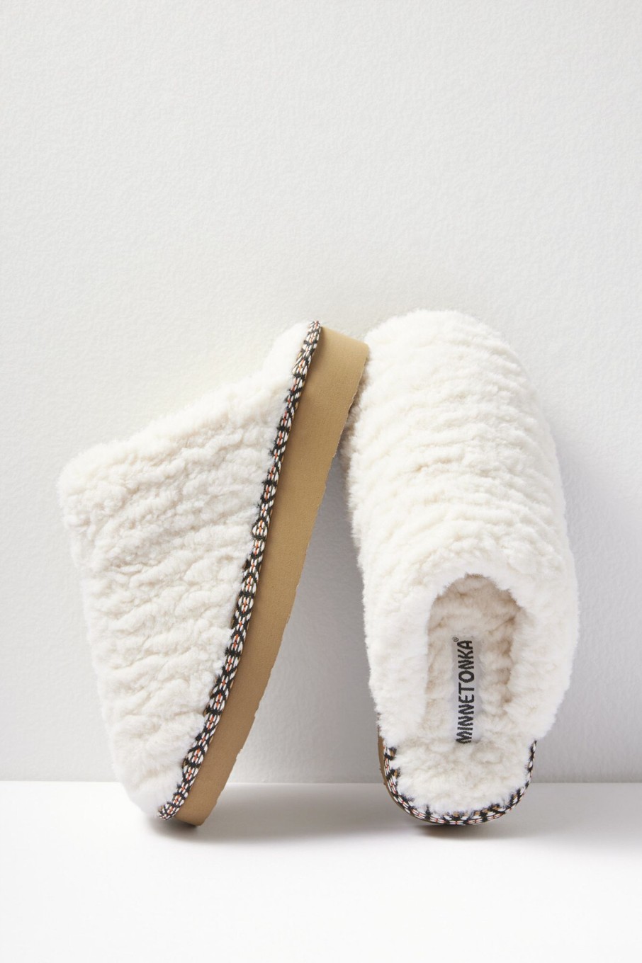 Shoes & Accessories MINNETONKA | Evalee Slipper