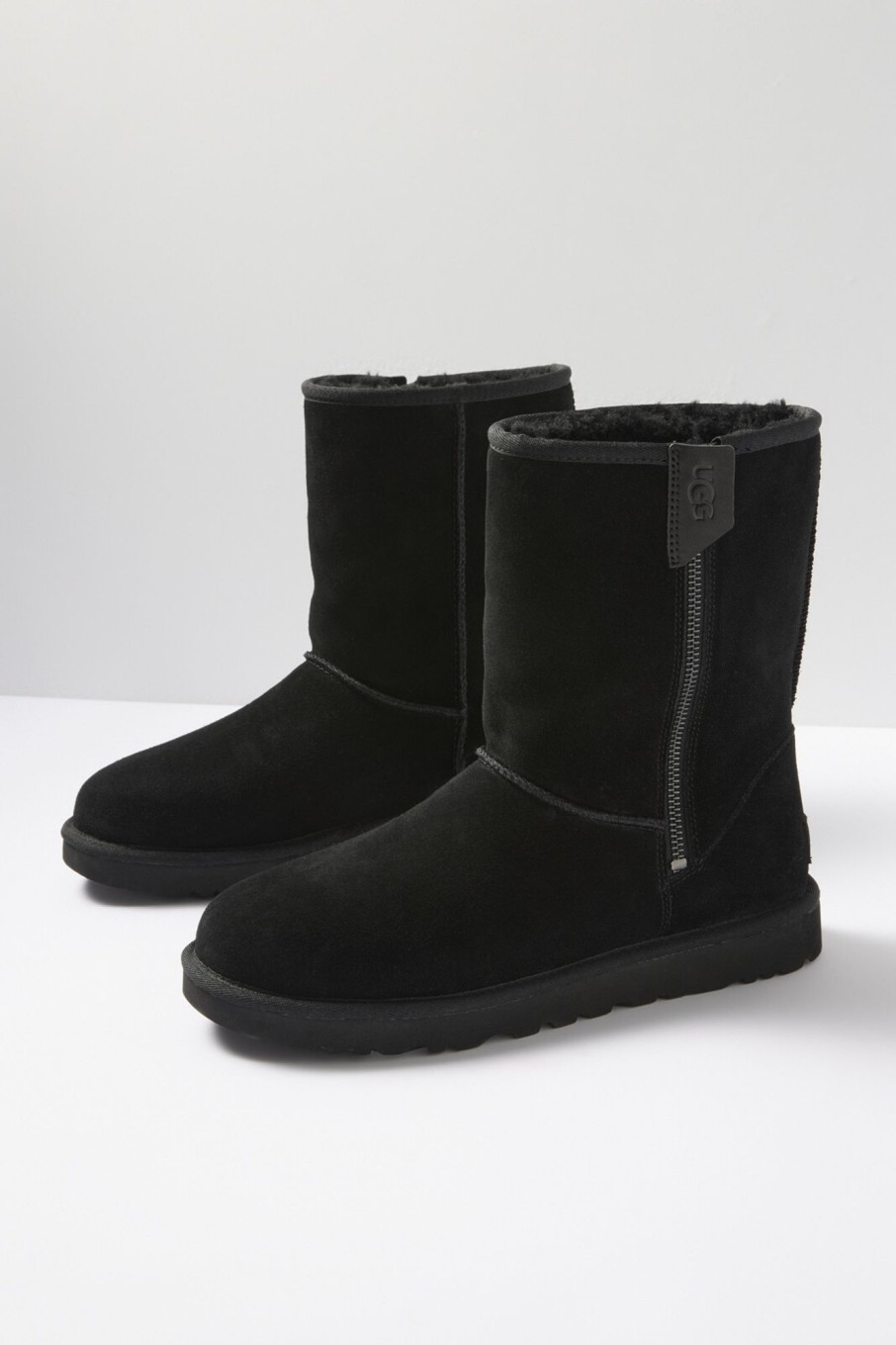 Shoes & Accessories UGG | Classic Short Baily Zip