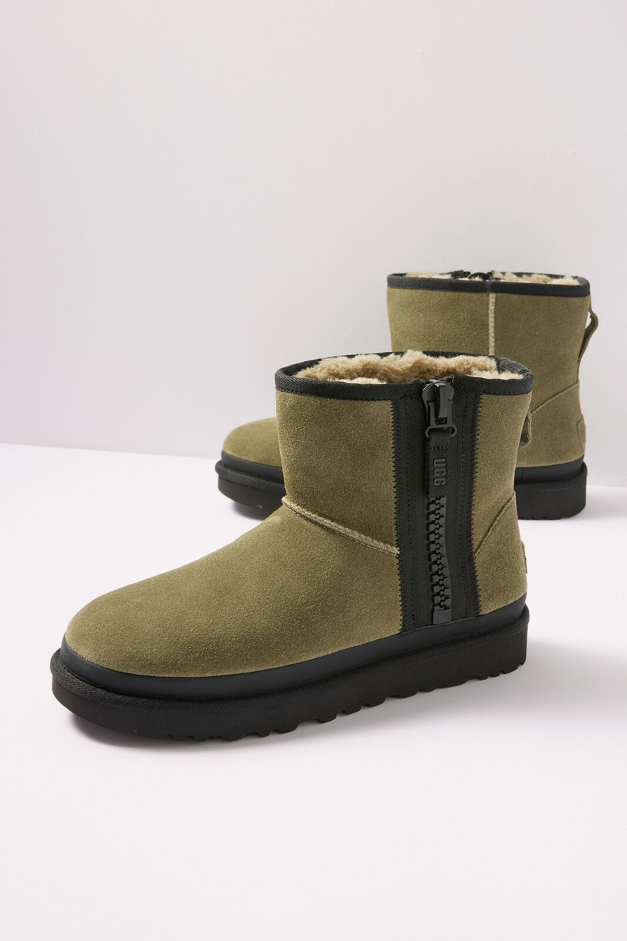 Shoes & Accessories UGG | Classic Mini Zipper Tape Logo