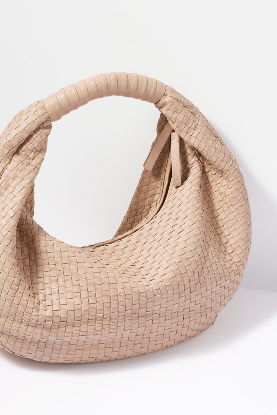 Shoes & Accessories CLEOBELLA | Woven Hobo Bag