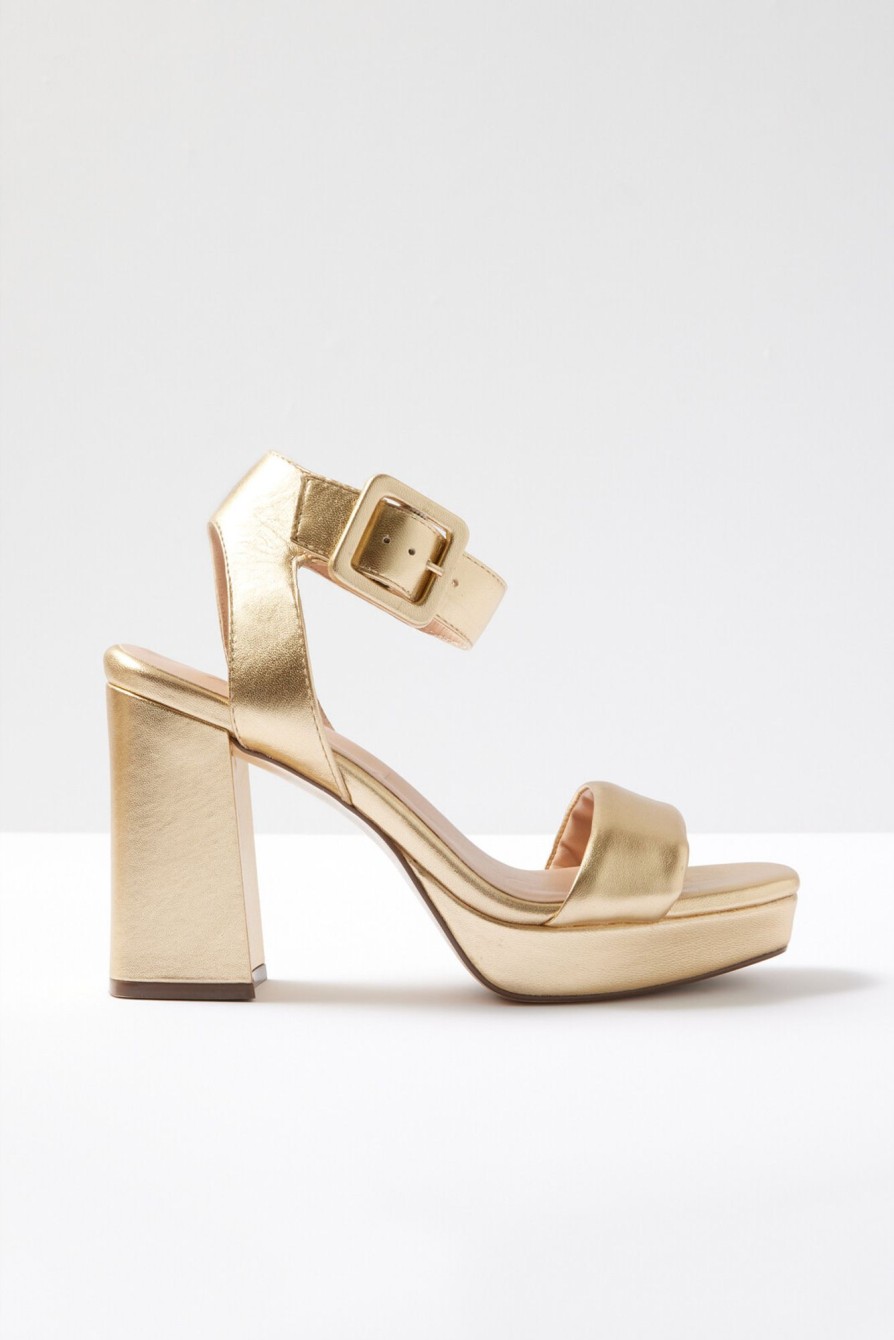 Shoes & Accessories 27 EDIT NATURALIZER | Jaselle Platform Sandal