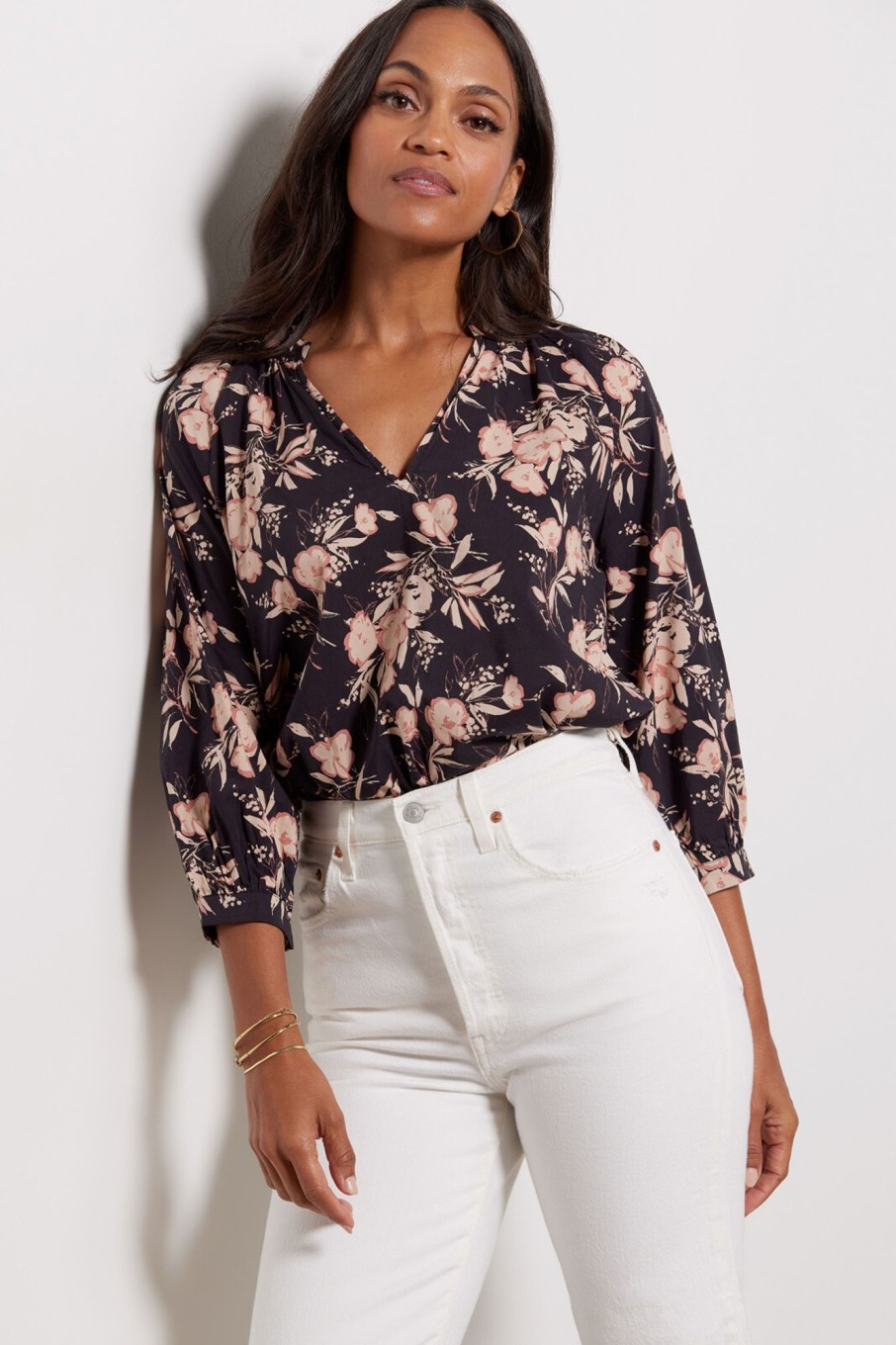 Clothing EVEREVE | Stella Ruffle Floral Top