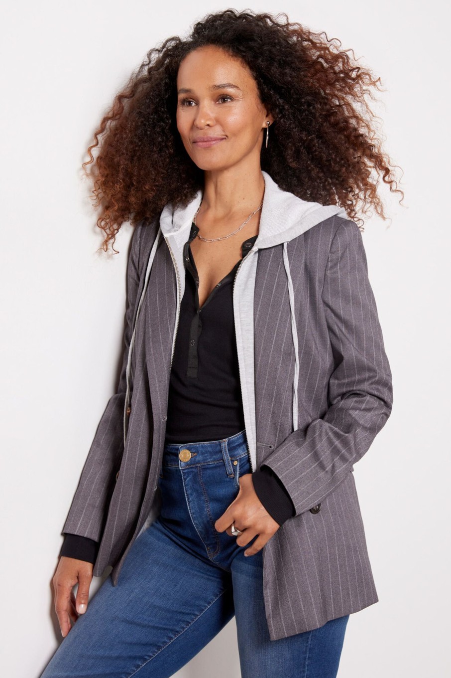 Clothing EVEREVE | Annie Pin Stripe Blazer