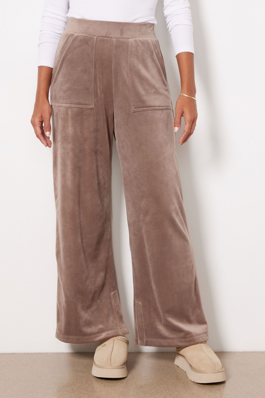 Clothing EVEREVE | Coco Velour Pant