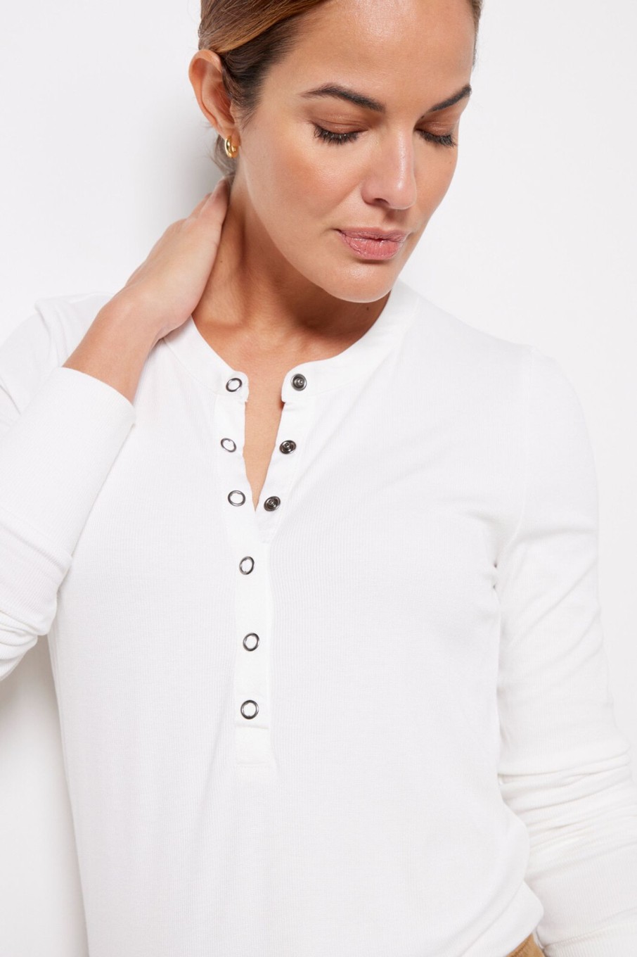 Clothing EVEREVE | Bia Sleek Henley